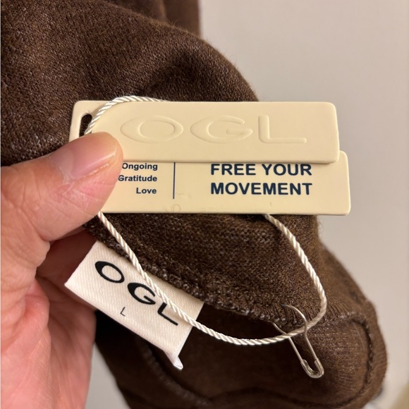 OGL Dark Brown Pleated A-line Maxi Skirt - Picture 4 of 5